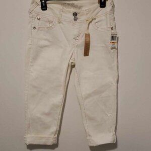 NWT Wallflower White Curvy Stretch Cuffed Capris Size 7